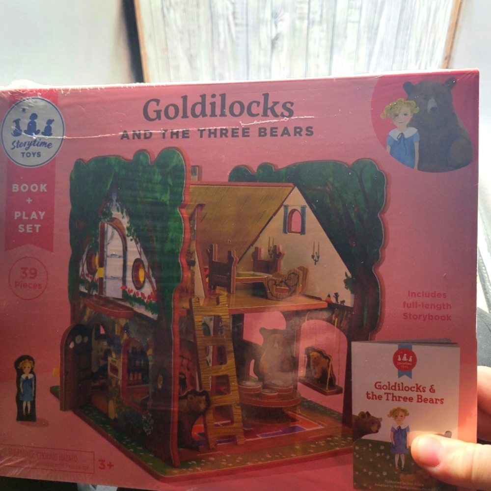 Goldilocks and the three bears- Storytime toys book and play set